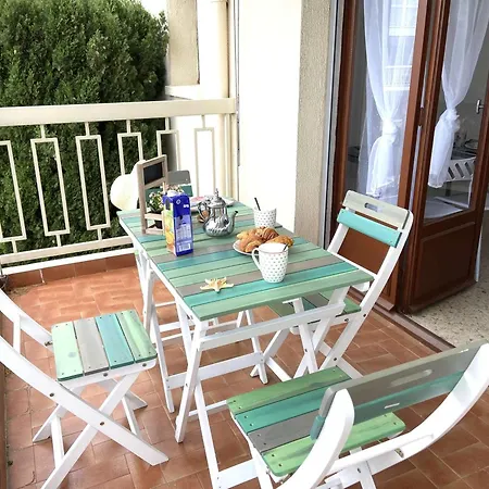 2 Pieces, 4 Couchages, - Proche Et Port, Securisee - Fr-1-226a-118